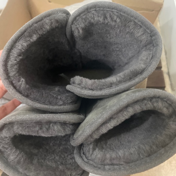 UGG Platform Gray Boots - Picture 3 of 6